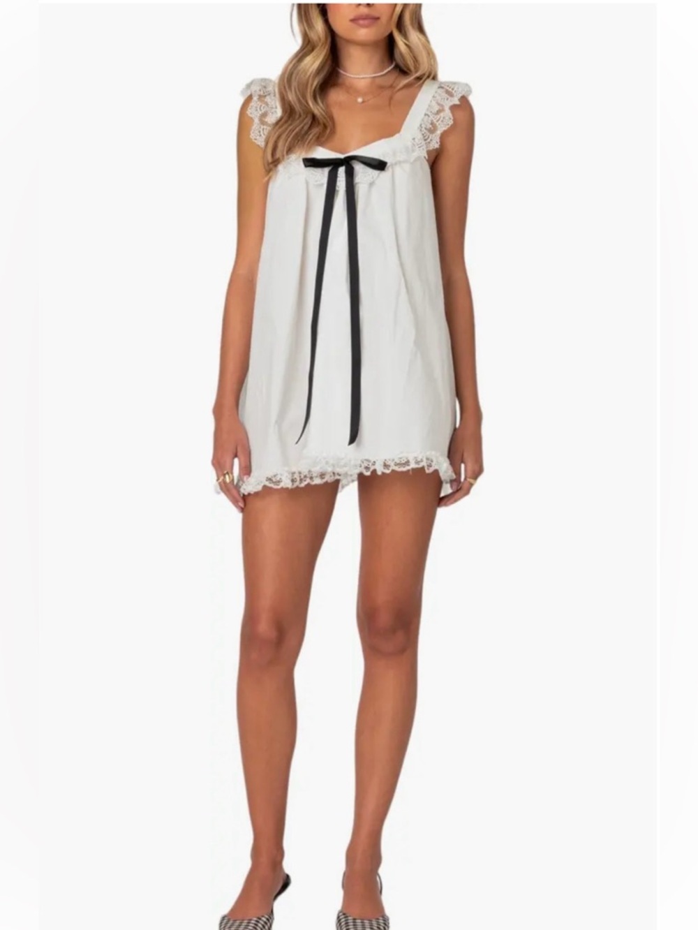 Edikted Rayne Lacey White Babydoll Mini
Dress Size 
Medium Like New